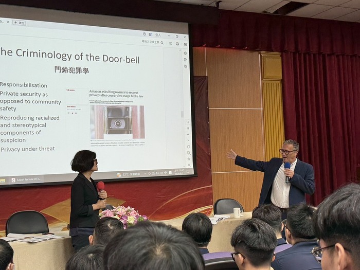 英國學者 Michael Rowe 專題演講