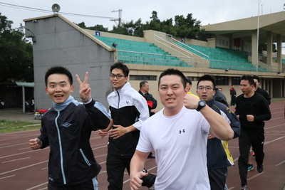 105年特考班警職組-3000公尺跑步測驗照片