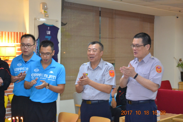 警佐班第37期第2類-慶生會照片(1061018)